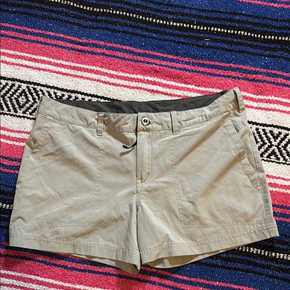 🍍Patagonia happy hiker women’s shorts 🍍Sz 12🍍3” inseam🍍 - Picture 1 of 4